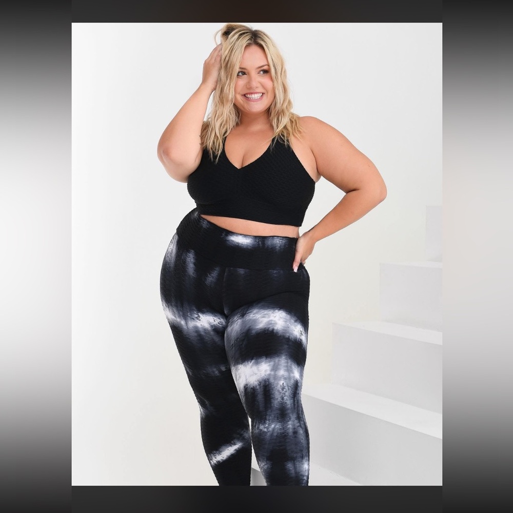Booty by Brabants Curvy Tie Dye Leggings